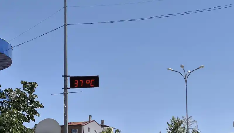 Sıcak Hava Dalgası: Termometreler 38 Dereceleri Gördü!