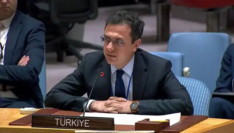 Keçeli'den Çarpıcı Açıklama: İsrail Suriye'deki Hava Saldırılarına Son Vermeli