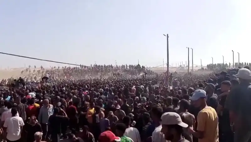 Gazze'deki Yardım Dağıtım Noktasına Saldırı: 26 Can Aldı