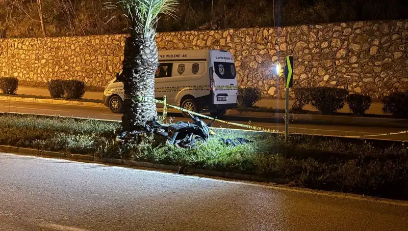 Motosiklet Kazasında Tıp Fakültesi Öğrencisi Hayatını Kaybetti