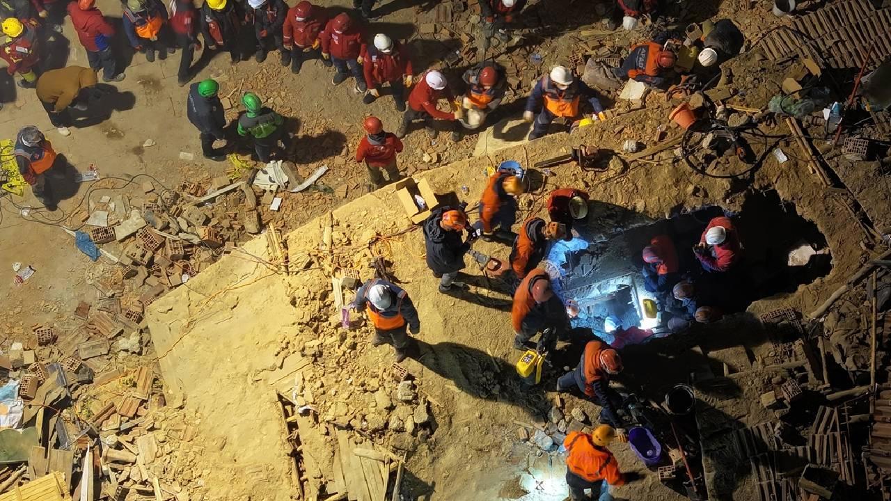 Konya'da Çöken Bina İle İlgili 6 Şüpheli Tutuklandı