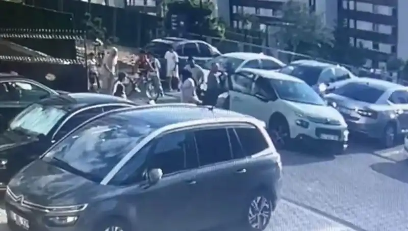 Eşi ve Yakınlarını Araba ile Ezdi: Gerçekler Şok Edici