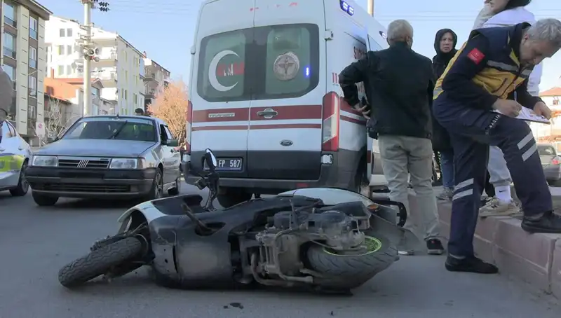Tavşanlı’da Korkutucu Trafik Kazasında İki Kişi Yaralandı