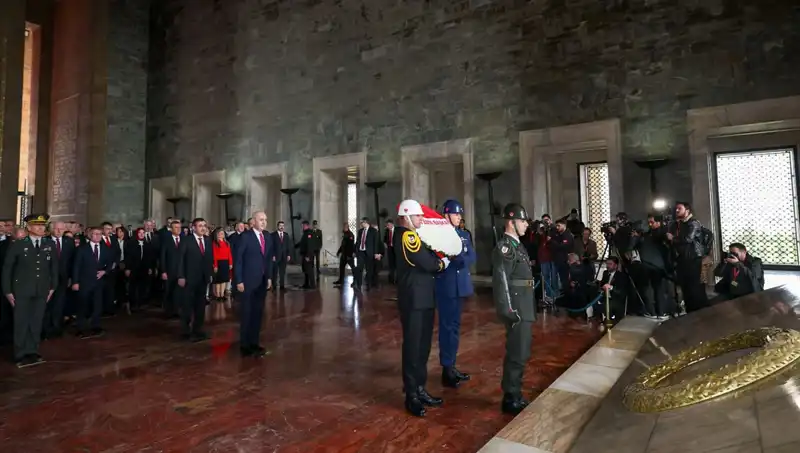 Devlet Erkanının Anıtkabir Ziyareti: Saygı ve Vefa