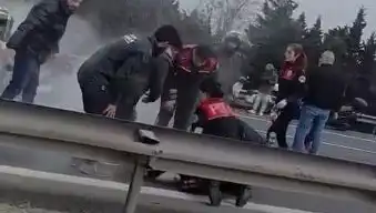 TEM Otoyolu'nda Zincirleme Kazada Dört Polisle Beş Kişi Yaralandı