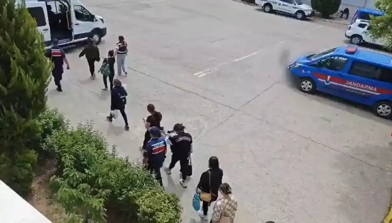 Tayland'da Kadınlara Çalışma İzni Vaadiyle Fuhuşa Zorlanma Skandalı