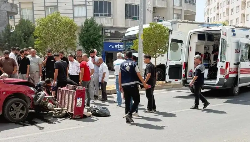 Mardin'de Korkutan Trafik Kazası: İki Yaralı Hastaneye Kaldırıldı