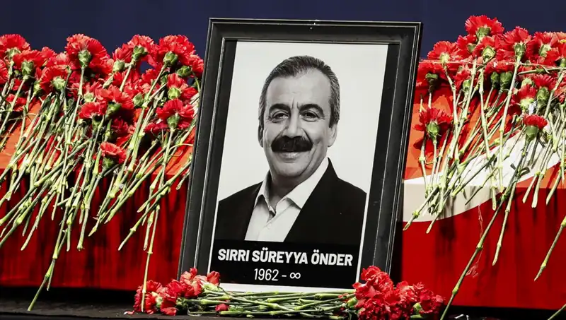 Sırrı Süreyya Önder, TBMM’de Unutulmaz Bir Şekilde Anıldı