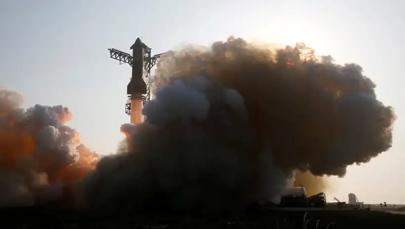 Starship Roketinin 9'uncu Testi: Başarısızlık mı, Başlangıç mı?