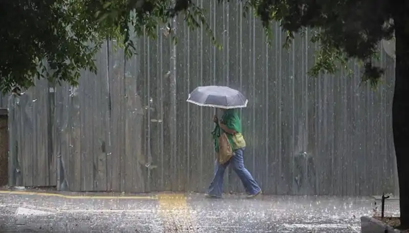Ankara'da Gök Gürültülü Sağanak Yağışlara Dikkat! Meteorolojik Uyarılar Yapıldı