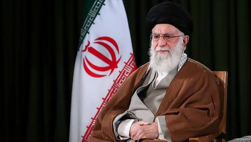 Hamaney: "İsrail, Sert Bir Karşılık Almaktan Kaçınamayacak"