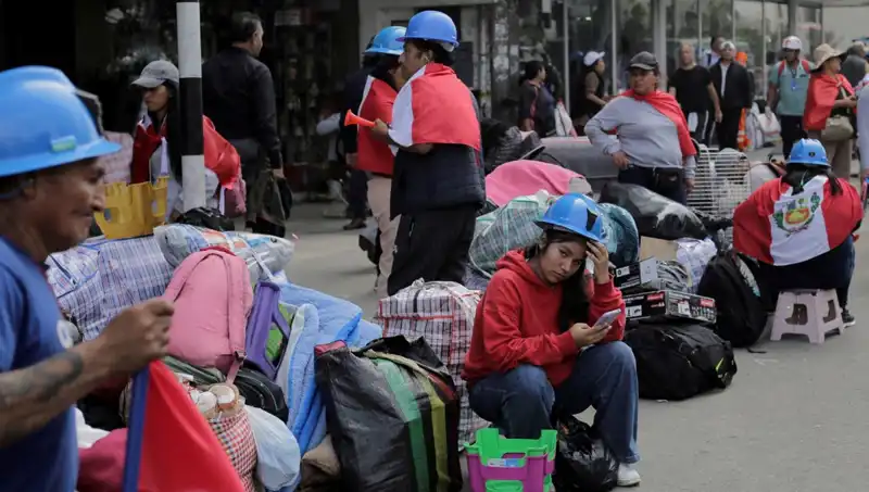Peru Sokaklarında Madenci Gösterileri: Grev ve Taleplerin Keskin Yüzü