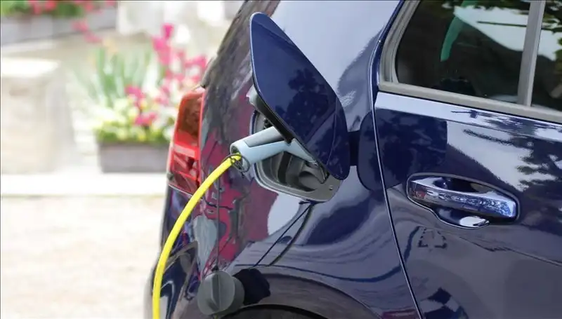 Tesla’dan Daha Fazla Yol Gidecek: Yeni Elektrikli Araç Tanıtıldı