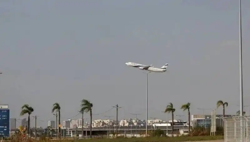 Yemenli Husiler, Ben Gurion Havalimanı'nı Hedef Aldı: Olayın Detayları ve Sonuçları