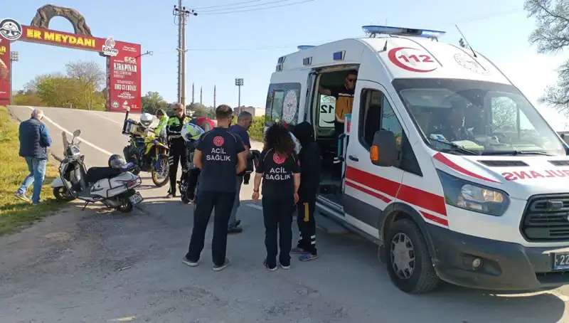 Edirne'de Motosiklet Kazası: Hayatını Kaybeden Genç Sürücü Tüm Şehri Üzgün Bıraktı
