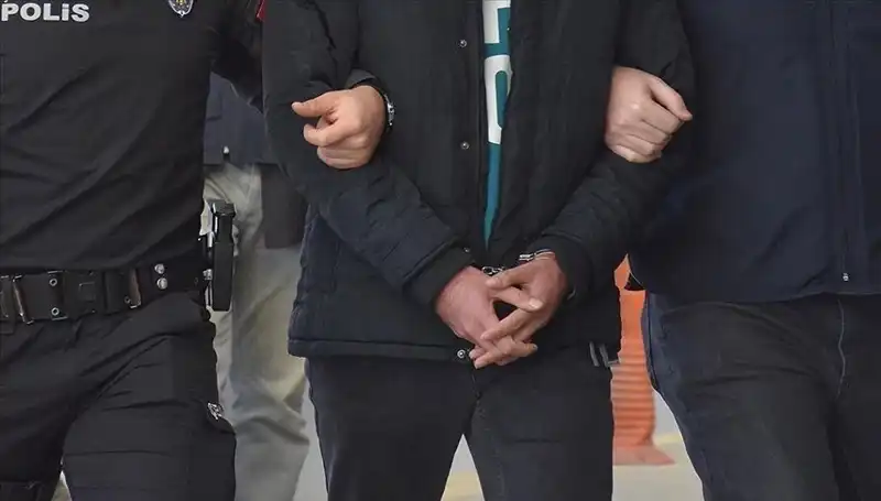 Sınırda Ele Geçirilen FETÖ Üyeleri Tutuklandı: Gözaltı Operasyonunun Detayları