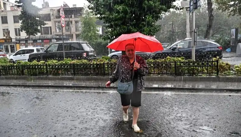 Sarı Kodlu Yağış Uyarısı: Şiddetli Yağmura Hazır Olun!