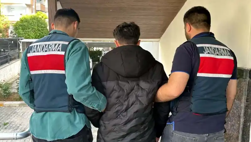 Türkiye'de Dolandırıcılık Operasyonu: 35 Şüpheli Tutuklandı