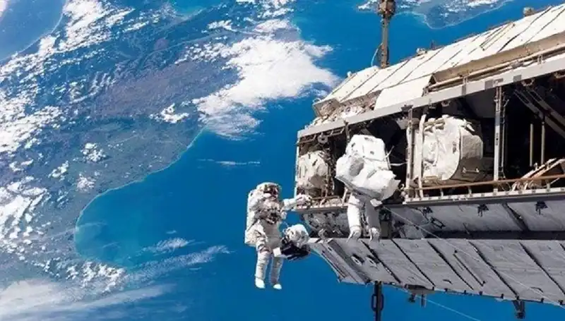 NASA ve Rusya, Uzay İstasyonu İş Birliği İçin Tarihi Anlaşmayı İmzaladı