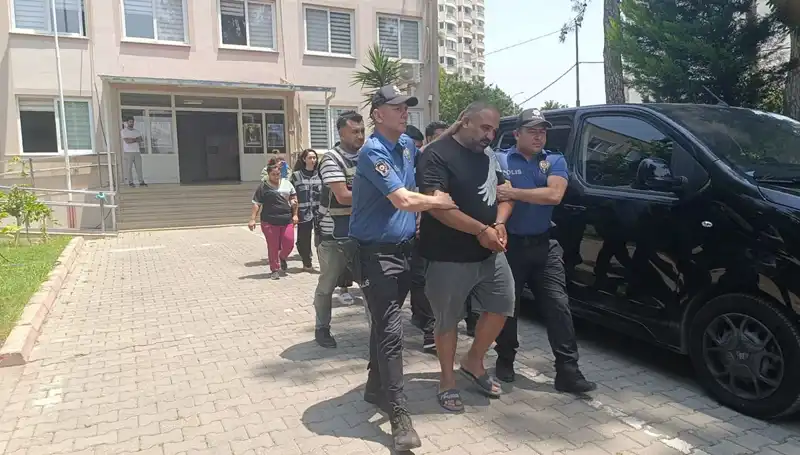 Adana'da Dolandırıcılık Skandalı: 4 Kişi Tutuklandı, Şok Detaylar Ortaya Çıktı
