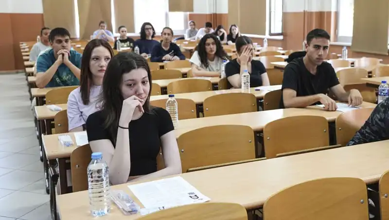 YKS Sonuçları Açıklandı: Öğrenciler ve Aileler İçin İlk Tepkiler Neler?