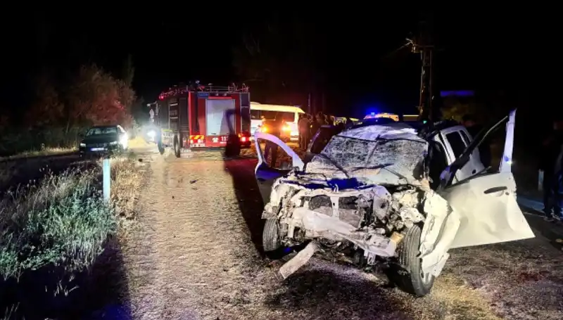 Traktör ve Ciple Korkunç Kaza: 5 Yaralı