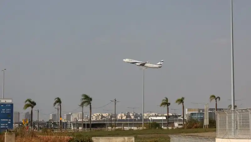Husiler, İsrail'in Ben Gurion Havalimanı'na Saldırı Gerçekleştirdi!