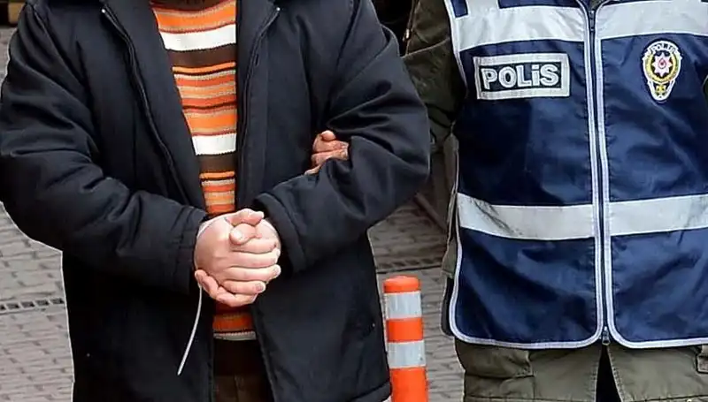 25 Yıl Hapis Cezasına Rağmen Villada Yakalanan Şüpheli: Olayın Perde Arkası